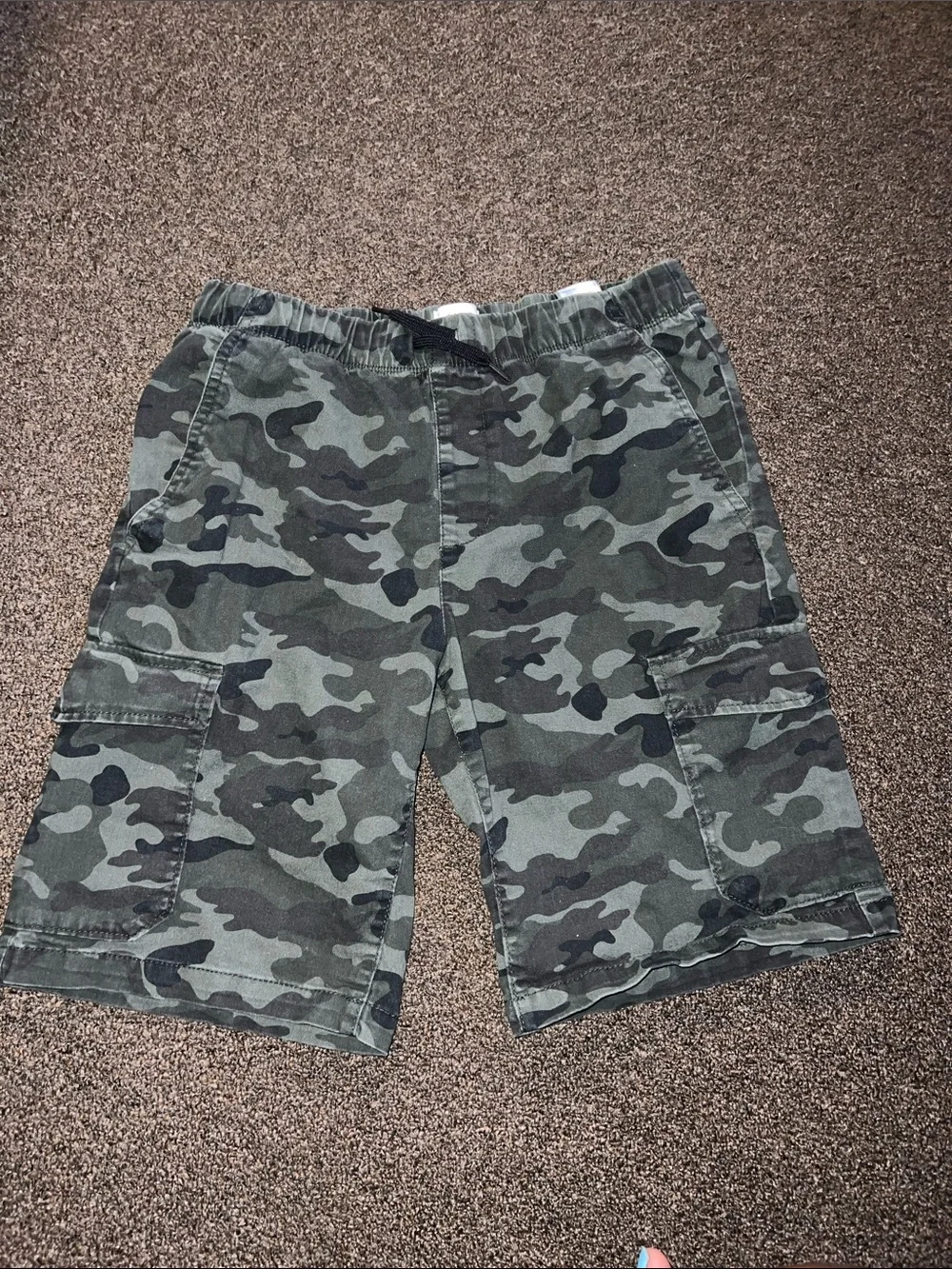 Old Navy Boys' Green Camo Cargo Shorts